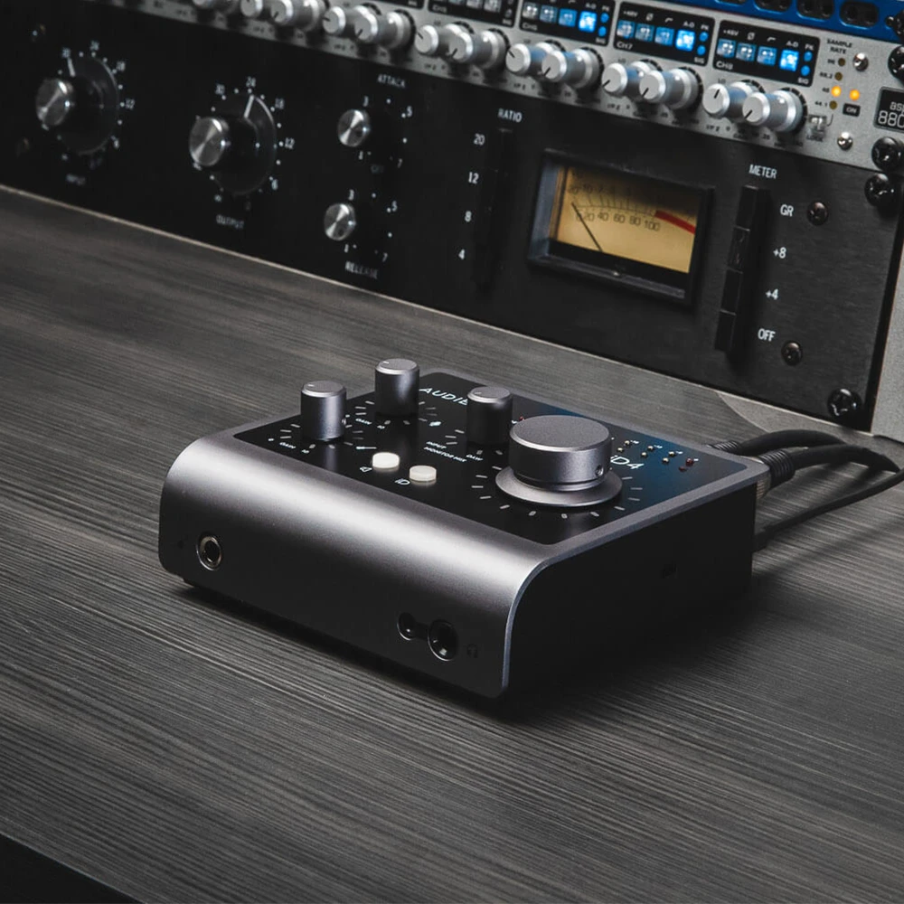 Audient iD4 MKII 2 Kanal USB Ses Kartı