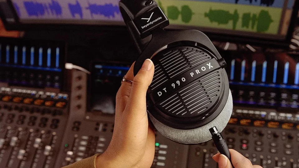 beyerdynamic DT 990 PRO X'in STELLAR.45 sürücü teknolojisi