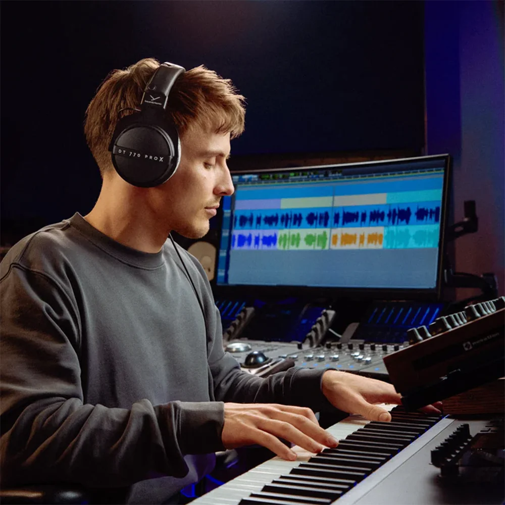 Beyerdynamic DT 770 PRO X Stüdyo Referans Kulaklığı