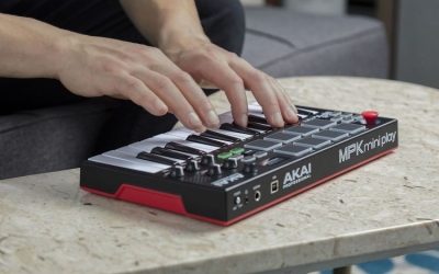 Akai Mpk Mini Play Midi Klavye (Siyah) - 3