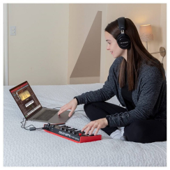 Akai MPK Mini Play MK3 Midi Klavye - 5